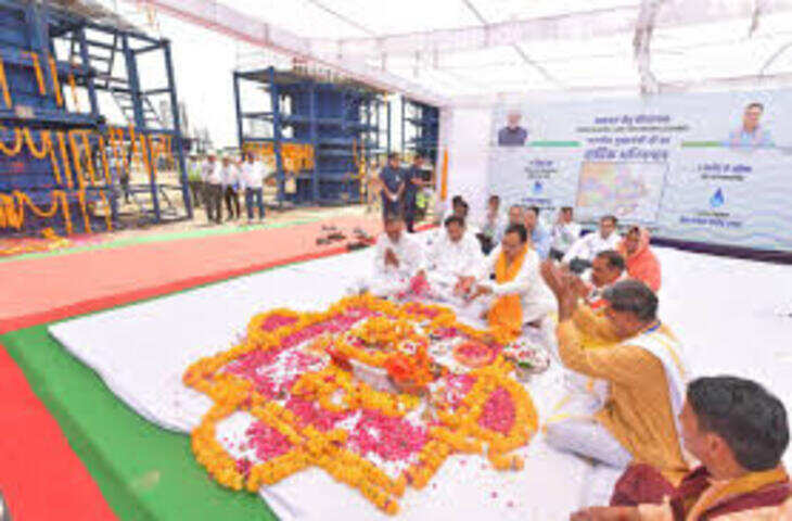 बूंदी में मुख्यमंत्री भजनलाल शर्मा ने चंबल एक्वाडक्ट का किया निरीक्षण, समयबद्ध कार्य के दिए निर्देश