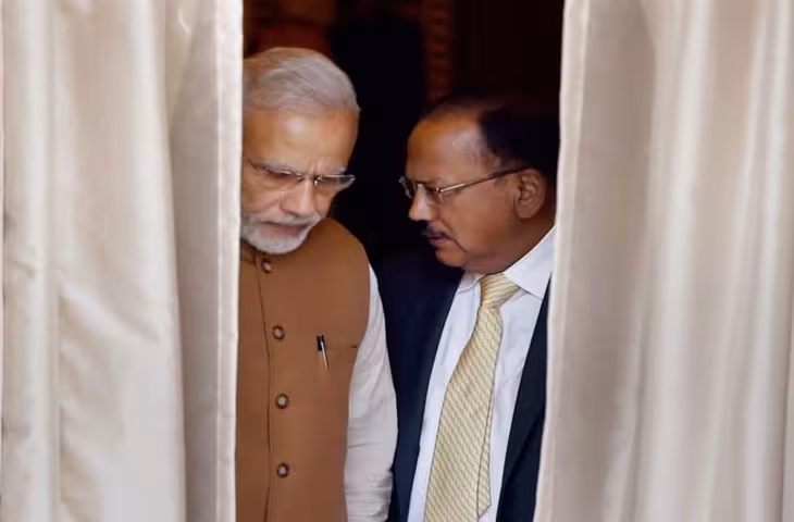 पहलगाम आतंकी हमले के बाद पीएम मोदी ने तुरंत लौटने का फैसला किया, अजीत डोभाल ने बताई पूरी बात