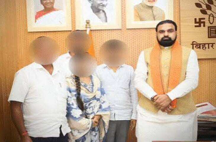 जमुई पीड़ित परिवार की बिना ब्लर फोटो शेयर करने पर विवाद, वीडियो में जाने CM सम्राट चौधरी ने पोस्ट डिलीट किया; तेजस्वी ने मांगी कार्रवाई