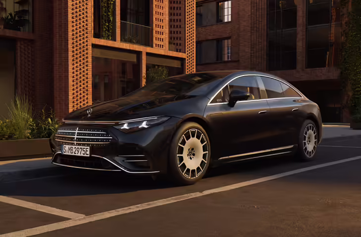 शानदार फीचर्स और 926 किमी रेंज के साथ आई प्रीमियम ई-कार, भारत में कब देगी दस्तक? जानें पूरा अपडेट