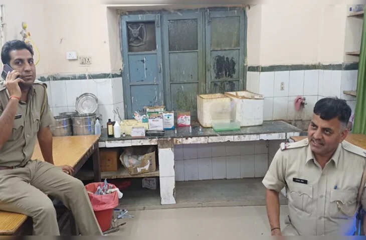 पुष्कर में डंपर ने पुलिस जीप को मारी टक्कर, एएसआई और चालक घायल