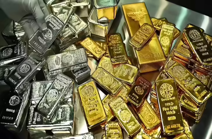 Gold-Silver Price Today: आज शुक्रवार के दिन सोने-चांदी के भावों में नरमी, खरीदने से पहले यहाँ चेक करे लेटेस्ट प्राइस&nbsp;