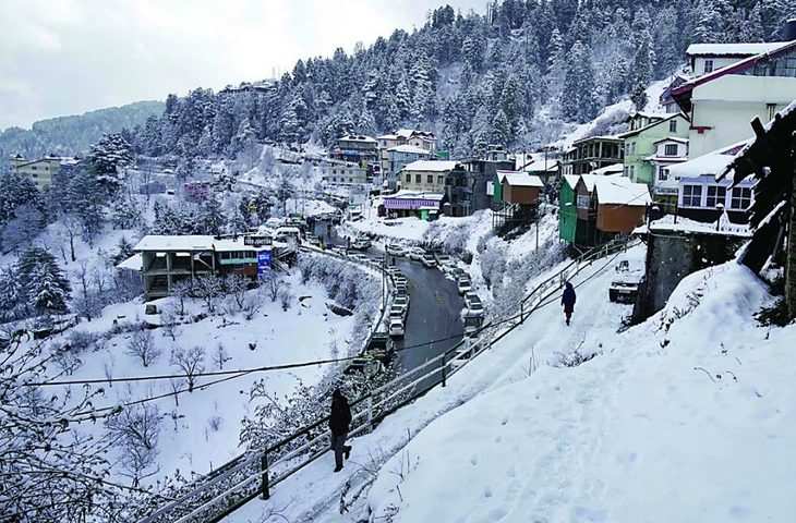Shimla  बर्फबारी के पांचवें दिन भी जिला शिमला में 277 सडक़ें बंद