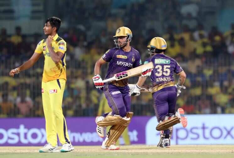 "kkr---111111111" "csk-1--11--1113331222" "csk-1--11--111333" "csk-1--11--111111" 