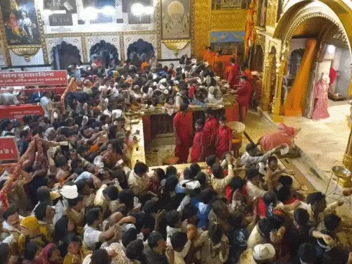 मोतीडूंगरी गणेश मंदिर में 3 घंटे में खत्म हुई 3500 किलो मेहंदी, दिल्ली-चंडीगढ़ से भी पहुंचे श्रद्धालु; सड़कों पर लगा जाम