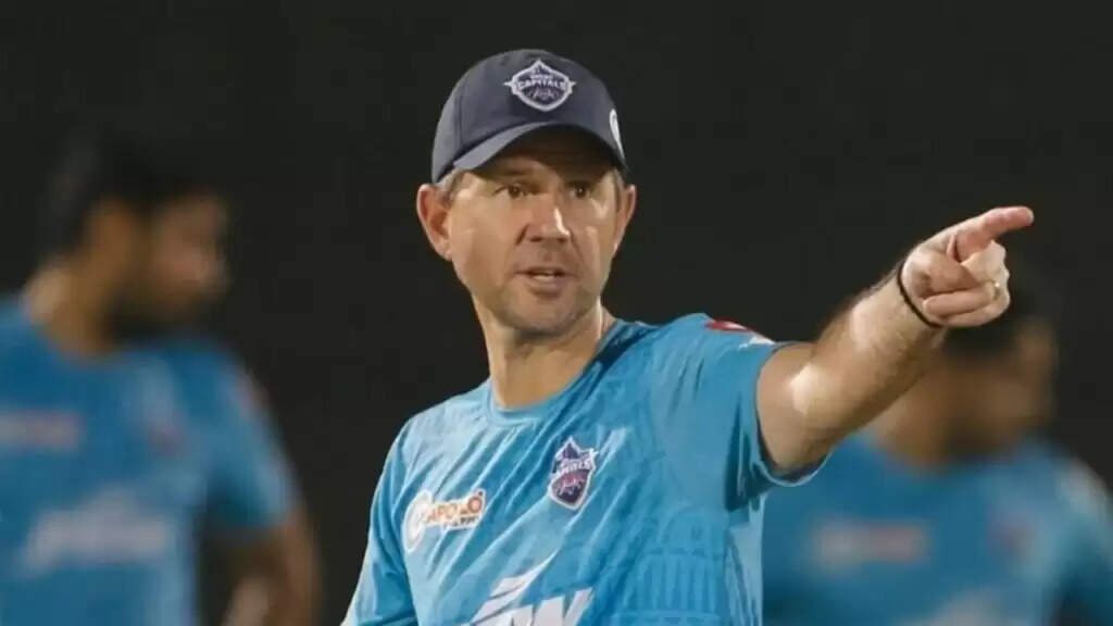 IPL 2022: Ricky Ponting ने खोया गुस्से में अपना आपा, कर दी होटल के कमरे मे तोड़फोड़, ये थी बड़ी वजह