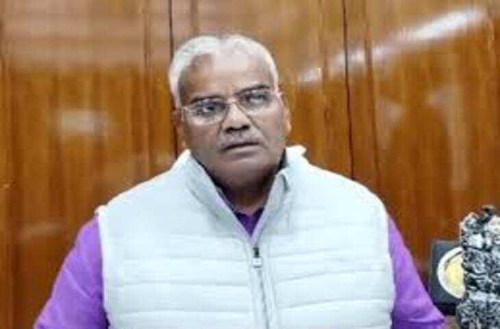 जयपुर के प्राइवेट स्कूलों में अचानक निरिक्षण से मचा हड़कंप!&nbsp;फीस और आरटीई चयनितों की सूची न मिलने&nbsp;स्कूलों को थमाए नोटिस