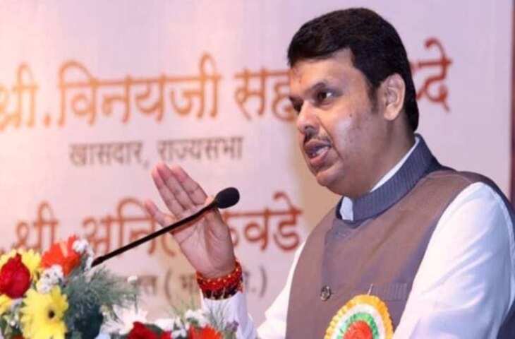 देवेंद्र फडणवीस को फंसाने की कथित साजिश का खुलासा, महाराष्ट्र में पूर्व DGP सहित 3 पर केस की सिफारिश