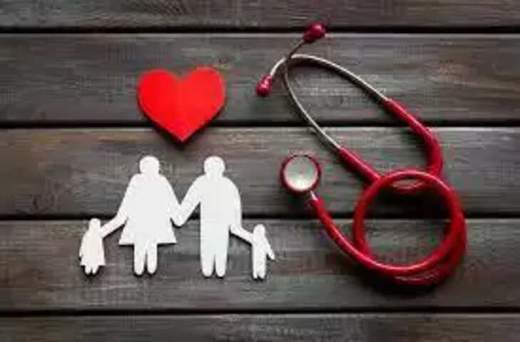 Noida &nbsp;अस्पताल के आईसीयू में आग से हड़कंप, धुआं भरने से मरीजों की सांसें अटकीं&nbsp;