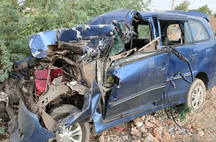 पाली में दर्दनाक सड़क हादसा, ट्रक के पीछे से भिड़ी इनोवा कार, 4 की मौत