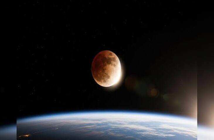 Chandra Grahan 2026: 28 अगस्त को लगेगा आंशिक चंद्र ग्रहण, क्या भारत में दिखेगा लाल रंग का चंद्रमा?