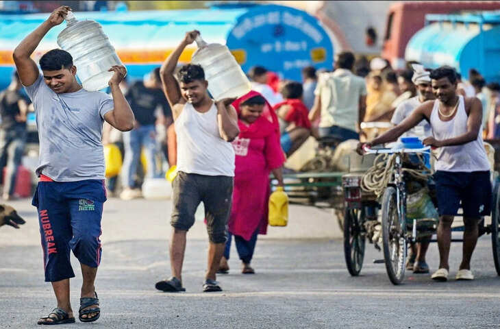 दिल्ली में गहराया जल संकट: मांग और आपूर्ति में 250 MGD का अंतर, कई इलाकों में पेयजल किल्लत