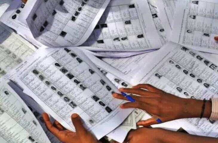 MP में SIR अपडेट: लाखों नाम कटने की आशंका, अब तक 5.76 करोड़ फॉर्म हुए जमा​​​​​​​