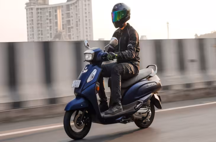 Best Scooters for Storage: बड़ी डिग्गी वाले 4 स्कूटर, 33 से 56 लीटर तक मिलता है बूट स्पेस, जानें कीमत