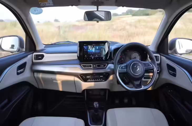 देश की सबसे सुरक्षित SUV खरीदने का शानदार मौका! ₹90,000 तक की छूट के साथ मिल रहे दमदार फीचर्स​​​​​​​