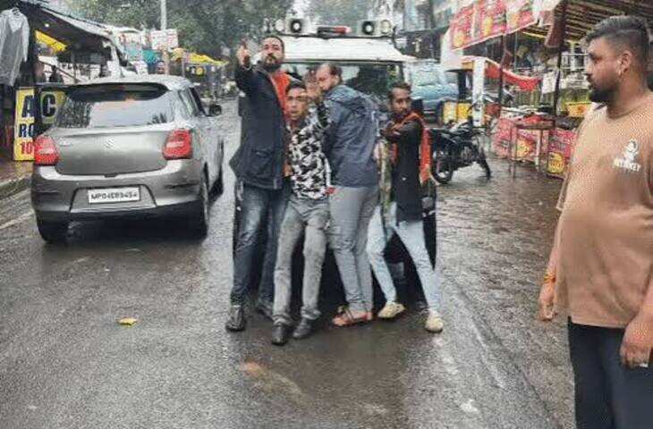 पचमढ़ी गैंगरेप केस: आरोपियों को ले जा रहे पुलिस वाहन को रोकने वालों पर FIR, 9 लोगों पर शासकीय कार्य में बाधा का केस