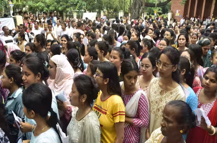 Jamia Millia Islamia: अब 1 साल में होगी PG की पढ़ाई, MBA समेत 13 प्रोग्राम को मंजूरी