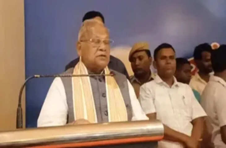 गया में केंद्रीय मंत्री जीतन राम मांझी के कार्यक्रम में हंगामा: मंच पर फेंके गए पत्थर, दो हिरासत में