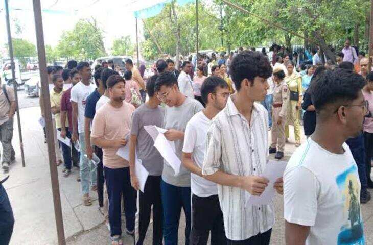 NEET UG 2026 रिजल्ट जारी: 11.21 लाख छात्र हुए क्वालिफाई, वीडियो में जाने आर्यन गुप्ता और पांशुल बंसल बने टॉपर; पहली बार किसी ने नहीं किया 720 में 720 स्कोर