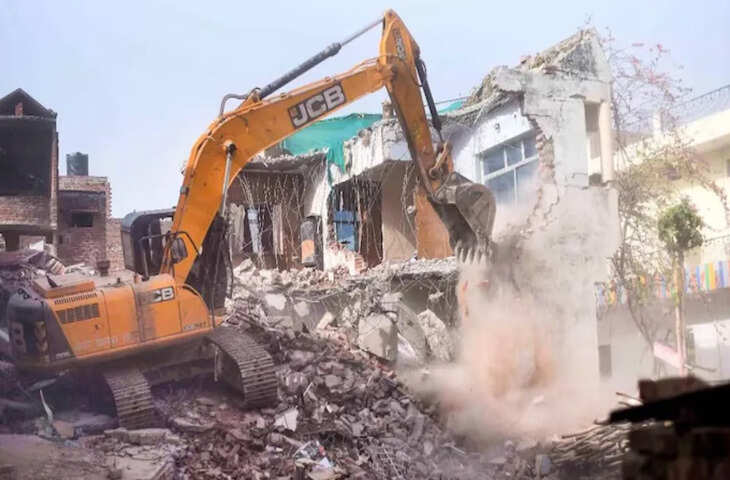 यूपी में अवैध अतिक्रमण पर बुलडोजर कार्रवाई तेज, वाराणसी से हापुड़ तक बड़ी ध्वस्तीकरण मुहिम, ये 6 मस्जिदें तबाह