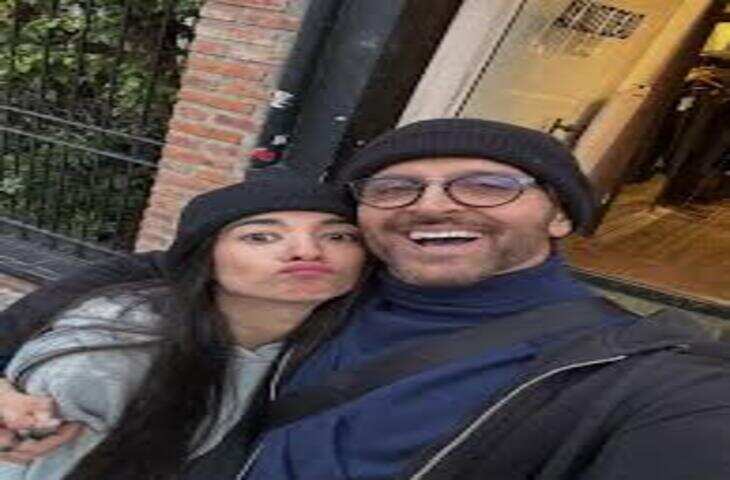 उम्र बढ़ रही है, लेकिन Hrithik Roshan और Saba Azad का प्यार दिख रहा है और भी जवां