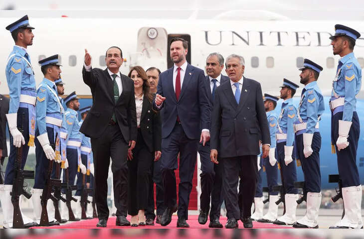 शांति वार्ता के लिए इस्लामाबाद पहुंचे अमेरिकी उपराष्ट्रपति, जानिए ईरान ने JD Vance को ही क्यों चुना ?