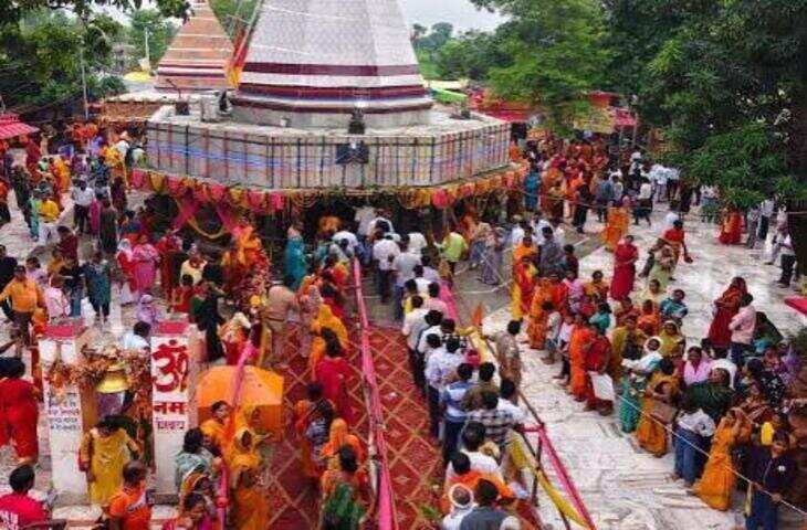 सावन के आखिरी सोमवार पर शिवालयों में उमड़ा आस्था का सैलाब, फुटेज में देंखे काशी से महाकाल तक भक्तों की लंबी कतारें