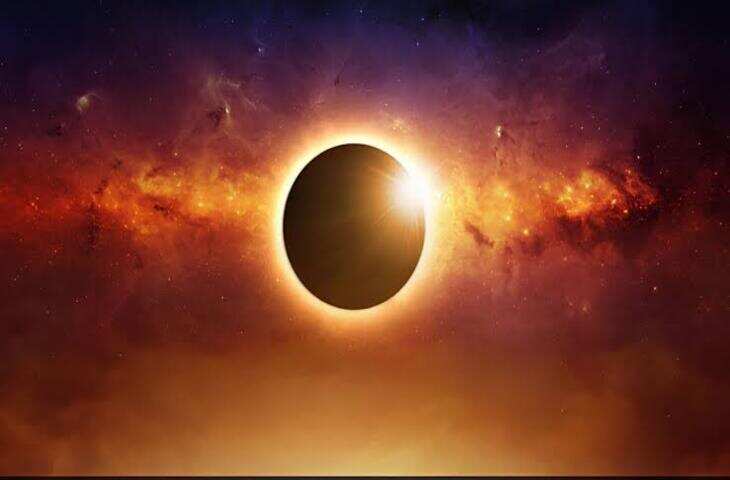 Solar Eclipse 2026: आसमान में दिखेगा अद्भुत नजारा, 12 अगस्त को यूरोप में लगेगा पूर्ण सूर्य ग्रहण, जानिए समय और खास बातें​​​​​​​