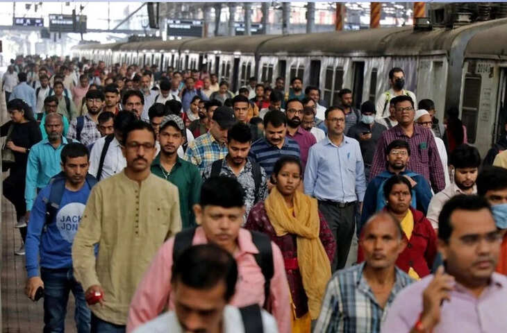 रेलवे यात्रियों के लिए बड़ी खबर! 27 अक्टूबर से काउंटर टिकट पर भी मिलेगा ट्रैवल इंश्योरेंस, जानें कितना मिलेगा क्लेम
