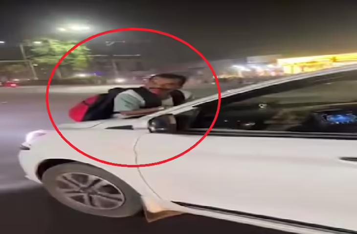 रंगा रेड्डी में रोडरेज का खौफनाक मामला: टक्कर के बाद युवक को कार के बोनट पर घसीटा