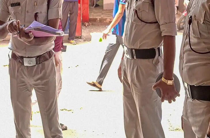 Patna Crime News: ट्रैफिक सार्जेंट मेजर पर पत्नी ने लगाए गंभीर आरोप, घरेलू हिंसा और दहेज प्रताड़ना की शिकायत दर्ज