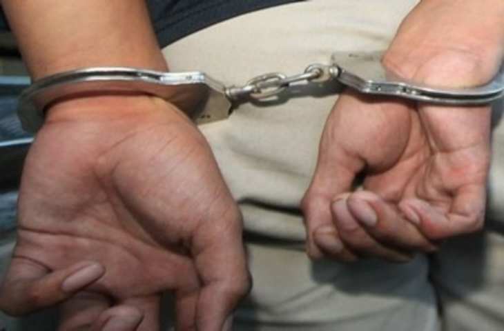 Jammu-Kashmir में पंचायत सचिव 50 हजार रुपये रिश्वत लेते गिरफ्तार