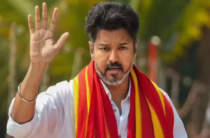 तमिलनाडु चुनाव 2026: विजय किसके हाथ थामेंगे? TVK के साथ गठबंधन को लेकर DMK और AIADMK में बढ़ी टक्कर
