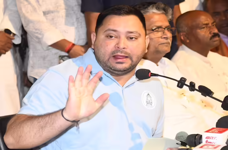 तेजस्वी यादव का वीडियो पोस्ट, शिक्षा मंत्री पर बयान को लेकर सियासी घमासान