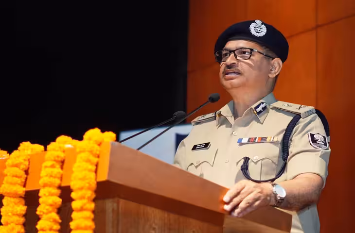 बिहार DGP विनय कुमार 21 दिन की छुट्टी पर, प्रीता वर्मा को मिला अतिरिक्त प्रभार; बोले- 10 साल से नहीं लिया LTC