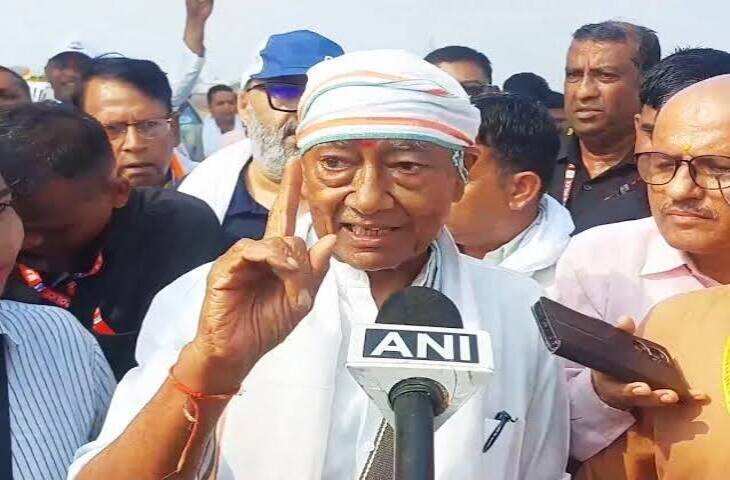 सनातन धर्म को गलत तरीके से पेश किया जा रहा; दिग्विजय सिंह ने बताया बाबा साहब को किस वर्ण का होना था