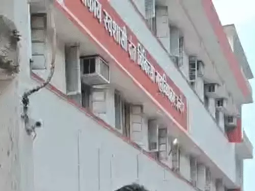 गवर्नमेंट डेंटल कॉलेज में दिवंगत प्राचार्य के हस्ताक्षर से फर्जी पत्र तैयार करने का मामला, जांच की मांग