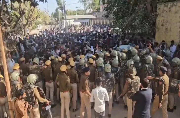 आहोर में मीणा समाज का धरना, युवक की हत्या को लेकर नेशनल हाईवे 325 जाम