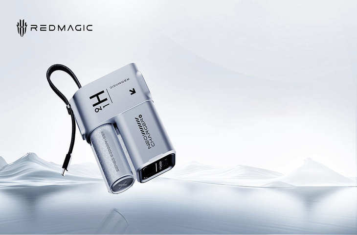 It's true! 20,000 mAh with RedMagic external battery and 2 units, more