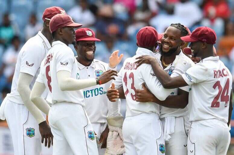 ind vs wi-=1--11111113331111