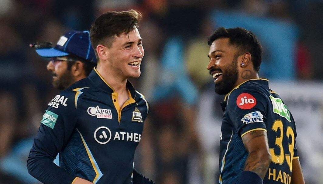 IPL 2022 MI VS DC111111111111.GIF