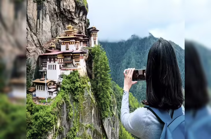 Bangkok छोड़िए, अब सस्ते में घूमिए ये विदेशी देश! 30 हजार के बजट में मिलेगा इंटरनेशनल ट्रिप का मजा