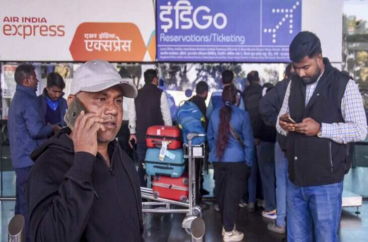 हवाई किराए पर सरकार की सख्ती! इंडिगो क्राइसिस के बीच लागू हुआ फेयर कैप, अब एयरलाइन नहीं वसूल पायेगी मनचाही रकम 