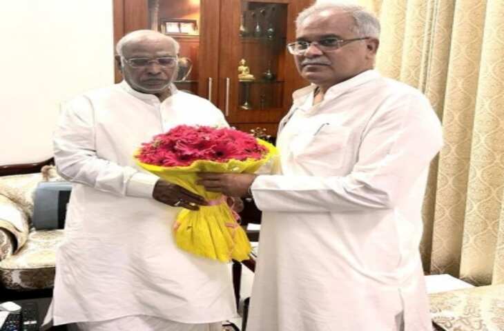 मोदी बनाम राहुल की सियासी जंग से Chhattisgarh कांग्रेस बेफिक्र