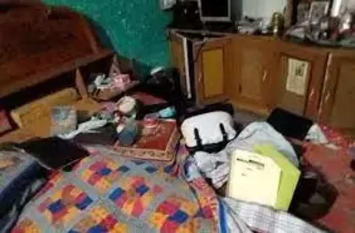 Rewari चोरी की वारदात:कुंडल में मकान का ताला तोड़ नकदी सहित 3 लाख कीमत के जेवरात चोरी