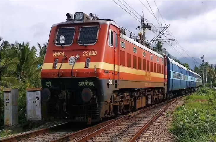 गर्मी की छुट्टियों में रेलवे का बड़ा फैसला, वीडियो में जाने 52 जोड़ी ट्रेनों में जुड़ेंगे 132 अतिरिक्त कोच
