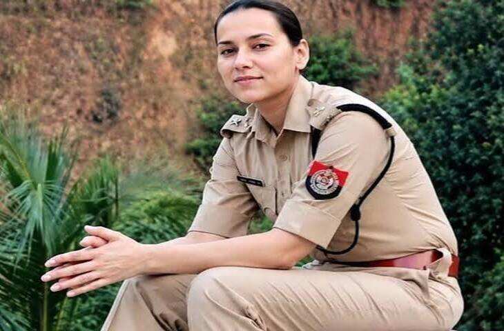 संजुक्ता पाराशर बनीं CRPF की कोबरा यूनिट की पहली महिला IG, वीडियो में जाने &lsquo;लेडी सिंघम&rsquo; के नाम से हैं मशहूर