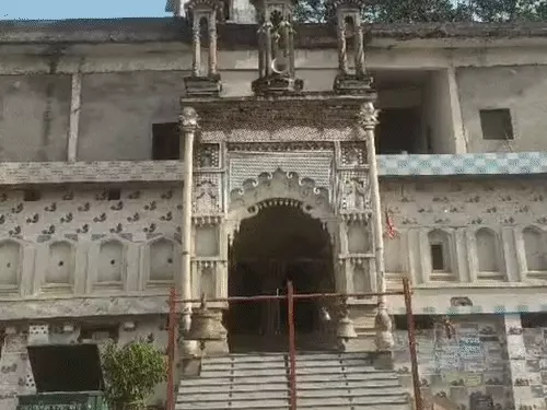 भिंड में 1500 साल पुराना अनोखा देवी मंदिर, कुंड में विराजमान हैं माता की मूल प्रतिमा; आज तक नहीं हुए चेहरे के दर्शन