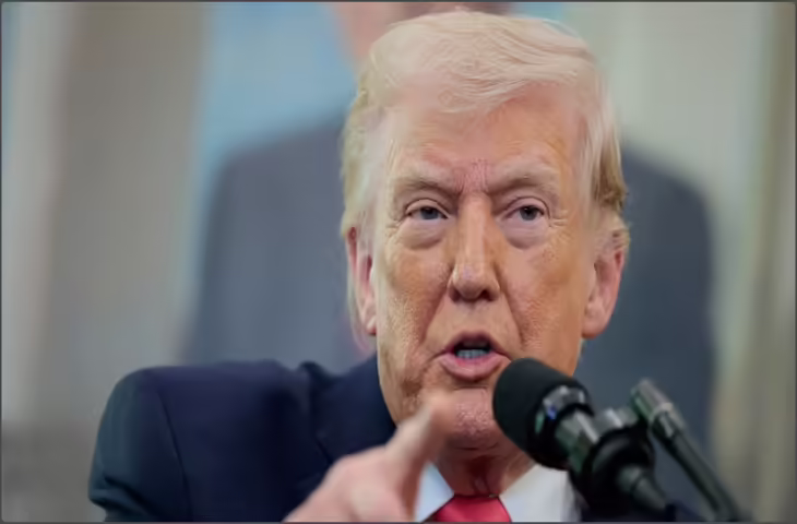 &lsquo;संकट में है ईरान, चाहता है कि हम होर्मुज खोल दें&rsquo;: डोनाल्ड ट्रंप के सनसनीखेज दावे से बढ़ी&nbsp;अंतरराष्ट्रीय हलचल&nbsp;