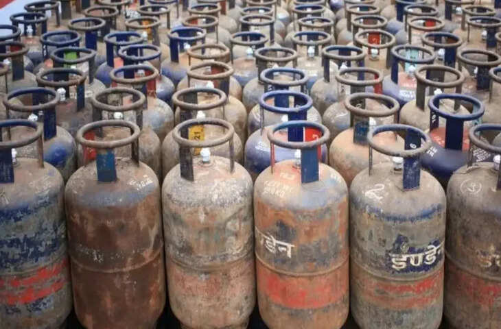 LPG Price Hike: कमर्शियल गैस सिलेंडर ₹195 महंगा, सरकार का बड़ा बयान,पढ़ें डिटेल